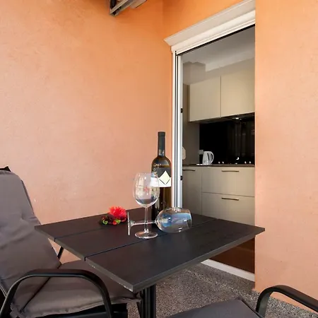 Apartman Leone *